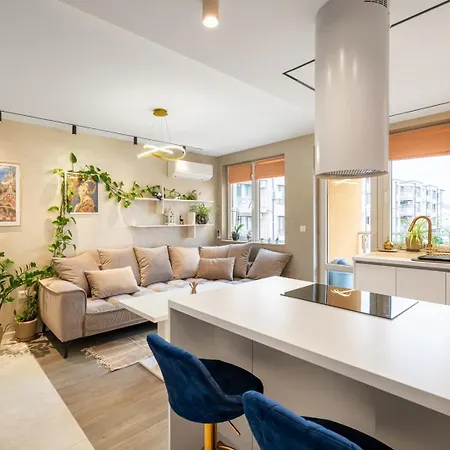 アパート Your Stylish 1br With Private Parking *